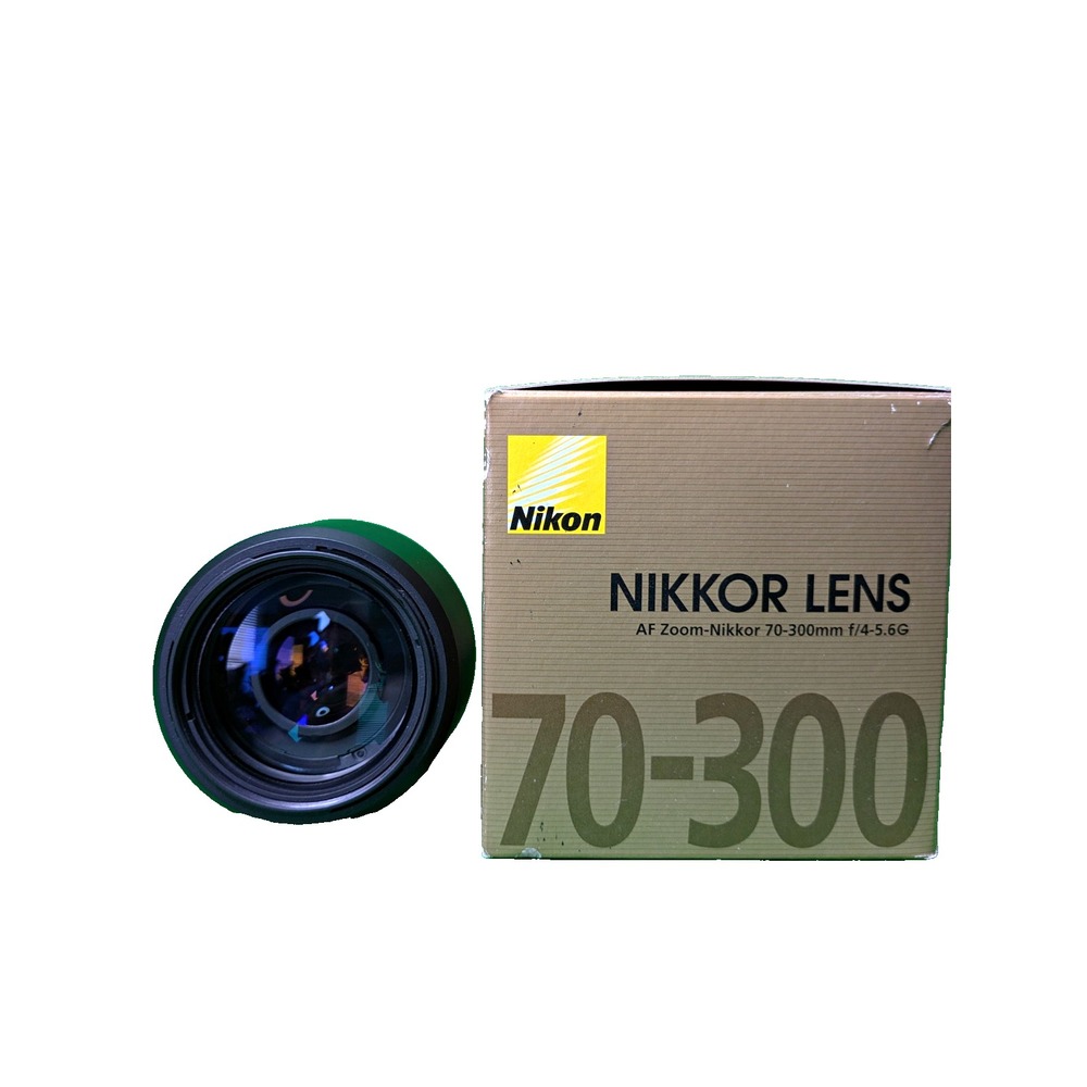 Nikon NIKKOR AF Zoom-Nikkor 70-300mm f/4-5.6G Lens w/ Box Manual Cap
